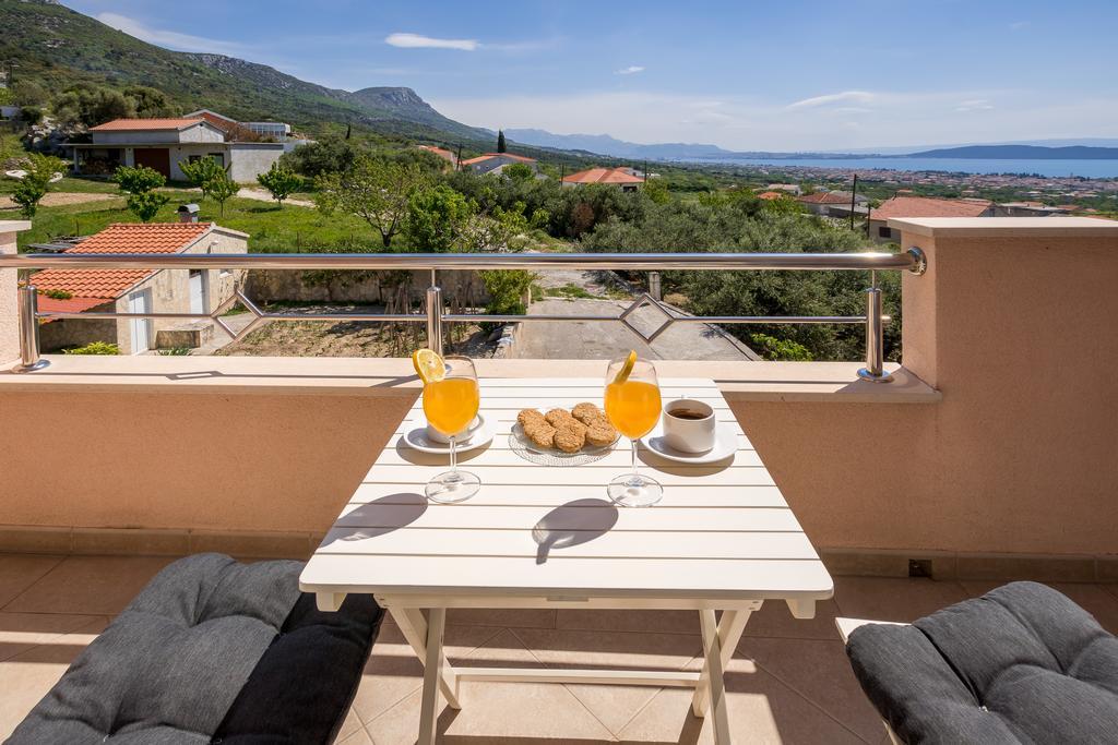 Panorama Holidays Apartment *