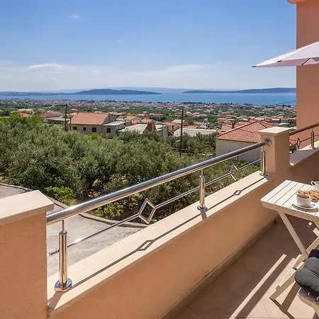 Panorama Holidays Kaštel Stari Exteriör bild