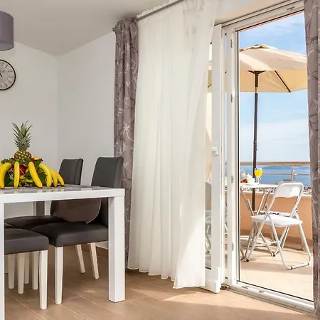 Panorama Holidays Kaštel Stari Exteriör bild